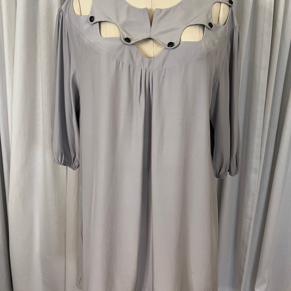 Jilro Silk Gray Tunic with Cutout Design